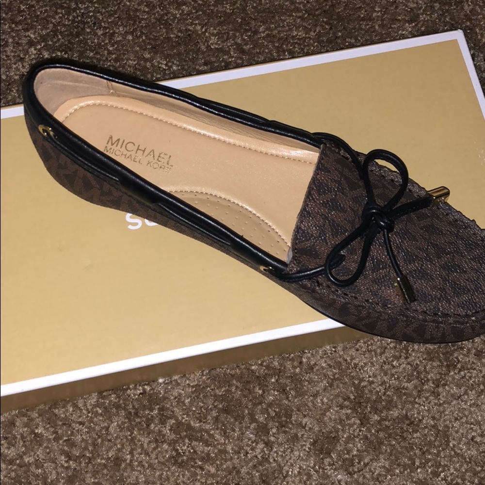 michael kors moccasins